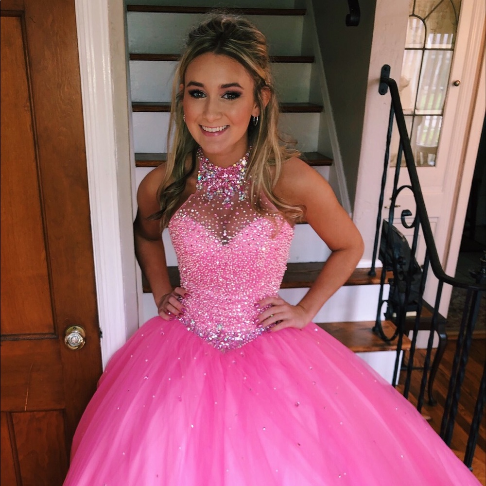 Pink prom dress!